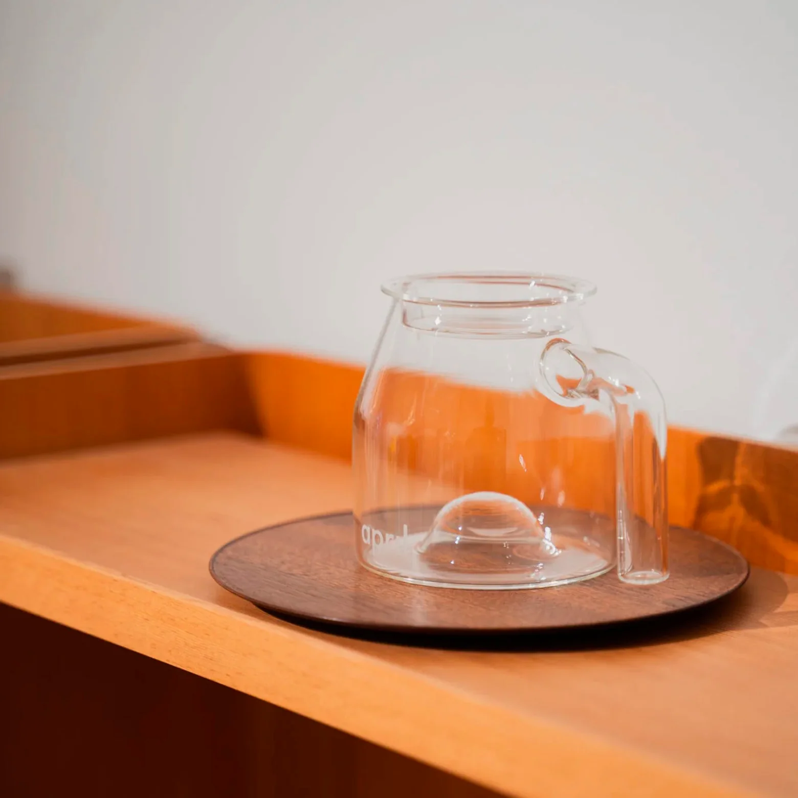 Kande – Glass server