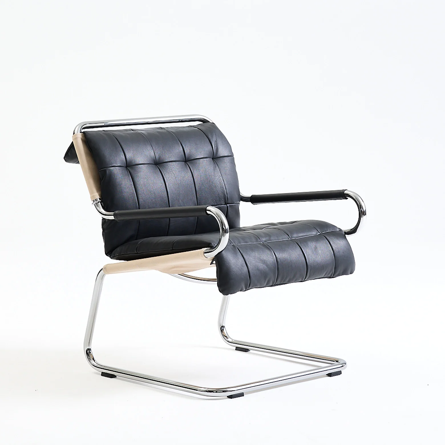 Tube Lounge-stol – sort