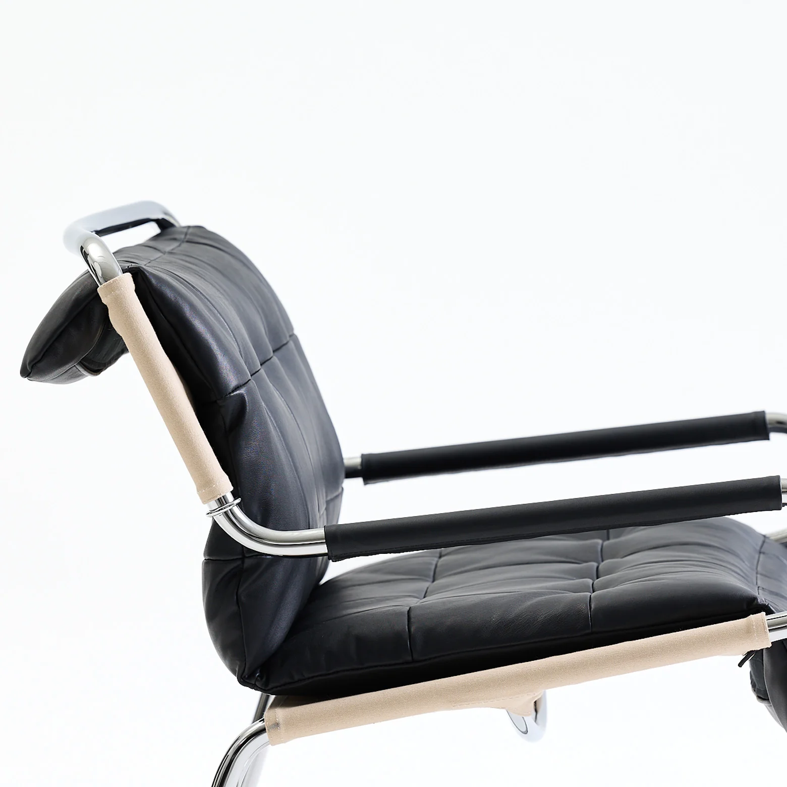 Tube Lounge-stol – sort - Image 4