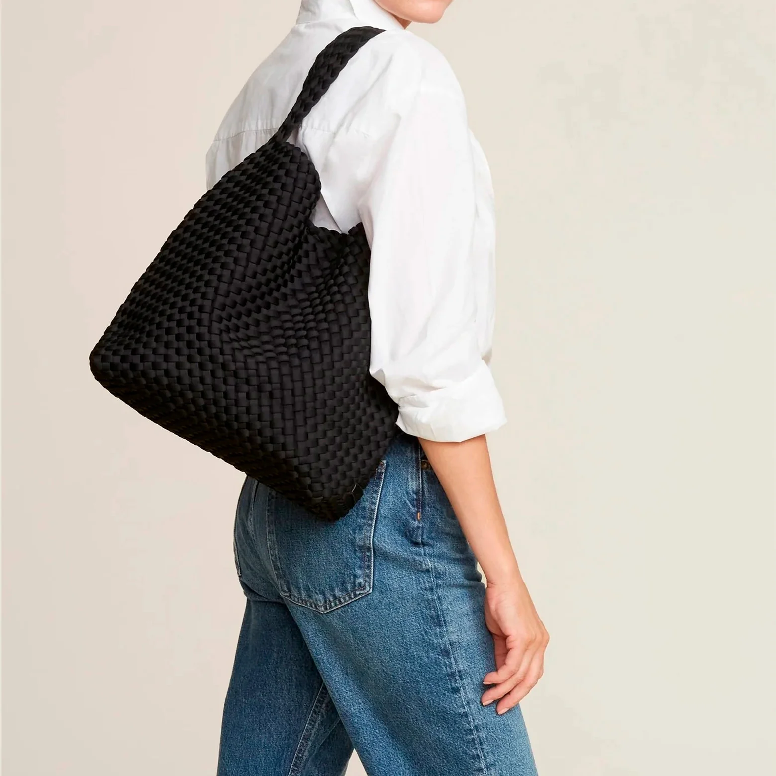 Skuldertaske – Nomad Hobo Onyx - Image 2